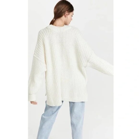 Free People Medium Blue Bell V-Neck Pullover Sweater Oversize Slouchy Ivory Cozy - Picture 5 of 14